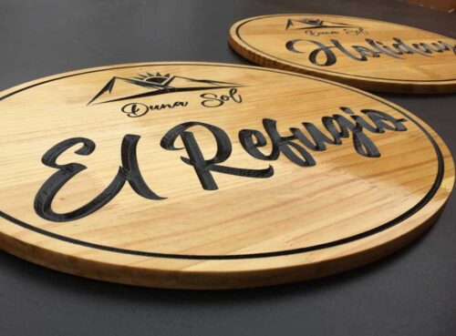 Letrero rustico Ovalado tallado personalizado